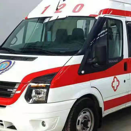 中方非急救护送病人转院租赁救护车的优缺点对比